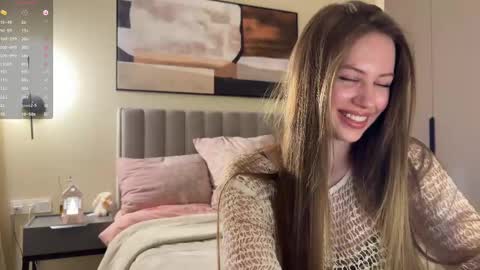 Snapshot of kiramystery chatting on 02.21.25 Kira online show from 02.21.25