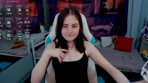 KiraParker online show from 03.31.26