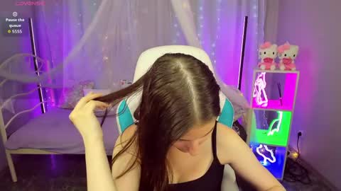 KiraParker online show from 05.26.26