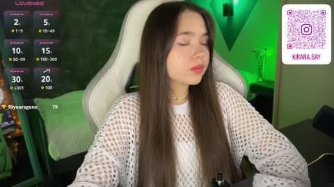 Snapshot of kirarasay chatting on 01.08.25 Kira online show from 01.08.25