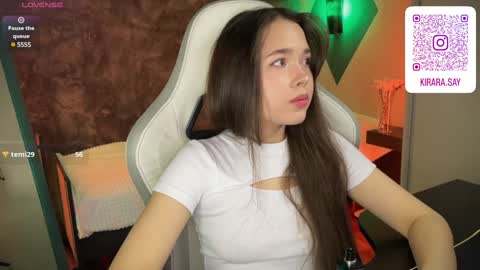 Snapshot of kirarasay chatting on 01.16.25 Kira online show from 01.16.25