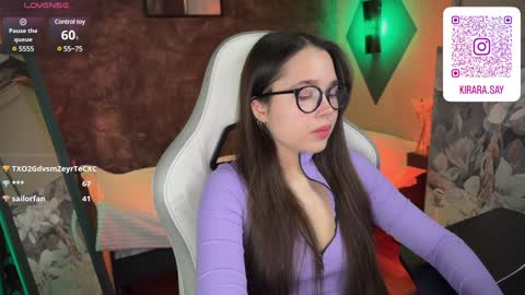 Snapshot of kirarasay chatting on 01.25.25 Kira online show from 01.25.25