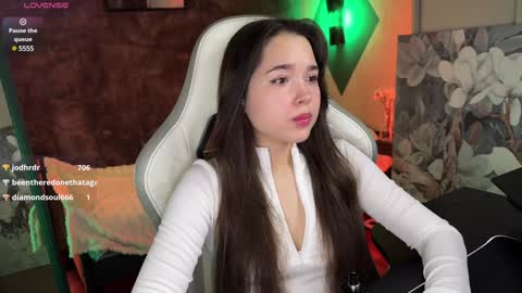 Snapshot of kirarasay chatting on 02.04.25 Kira online show from 02.04.25