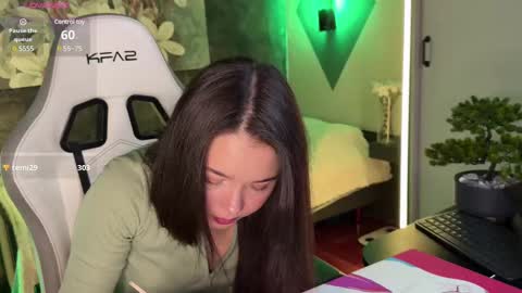 Snapshot of kirarasay chatting on 03.07.25 Kira online show from 03.07.25