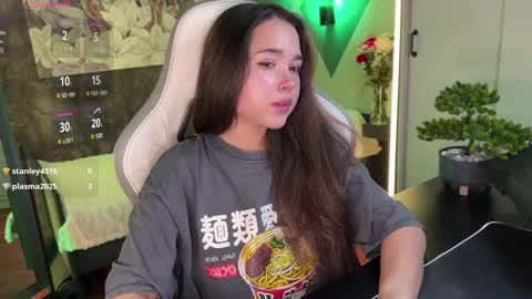 Snapshot of kirarasay chatting on 03.10.25 Kira online show from 03.10.25