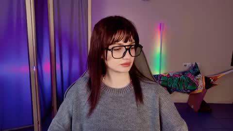 kiravair online show from 04.10.26