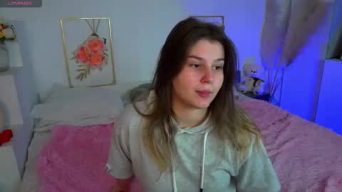 Kira online show from 10.26.25