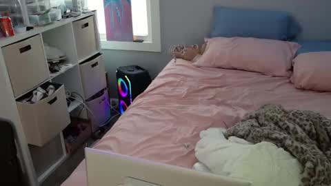 Snapshot of kirkcammerman1 chatting on 01.04.25 Onya online show from 01.04.25