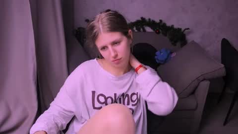 Kira online show from 01.04.25