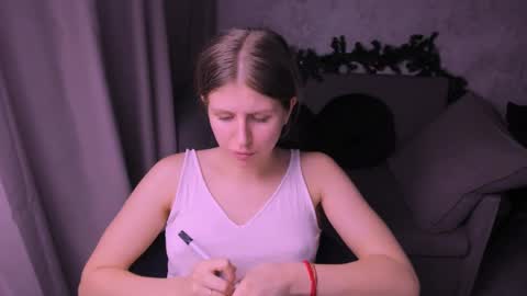 Kira online show from 01.11.25