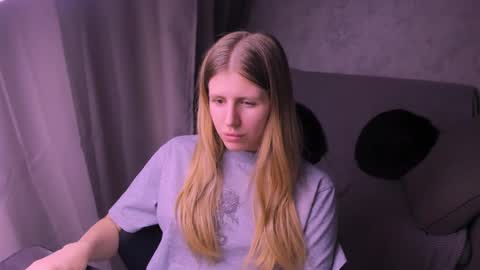 Kira online show from 03.12.25