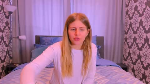 Kira online show from 09.09.25