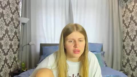 Kira online show from 09.16.25