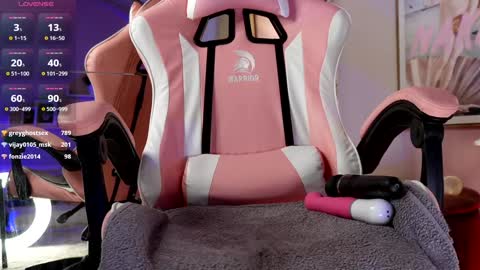 KirstenD online show from 01.25.25