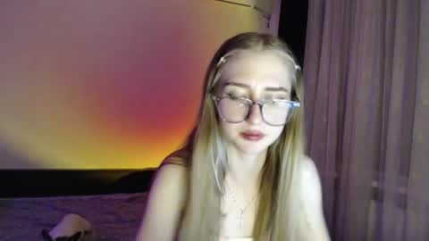Snapshot of kisa____ chatting on 07.13.26 kisa____ online show from 07.13.26