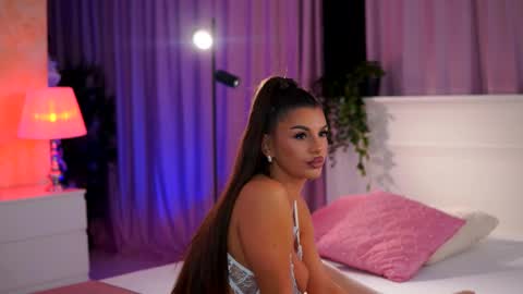 Kiss Jess online show from 10.26.25