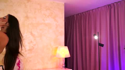 Kiss Jess online show from 01.11.26