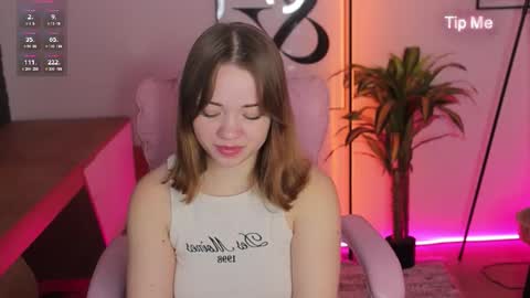 Kiss Moon online show from 02.28.26