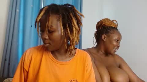 Snapshot of kisses_galore chatting on 02.06.26 kisses_galore online show from 02.06.26