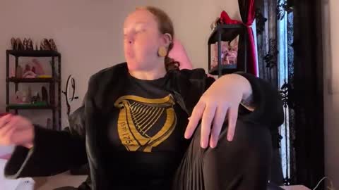 kissica online show from 11.26.25