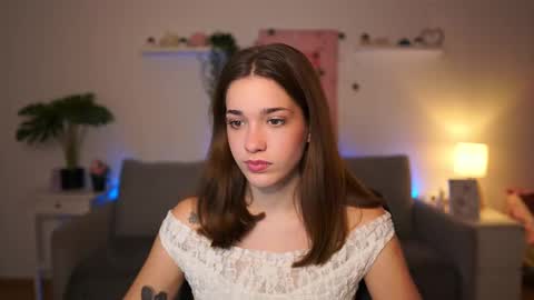 Sisi online show from 11.27.25