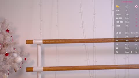 Snapshot of kisskiss_muah chatting on 12.22.24 Kate  online show from 12.22.24