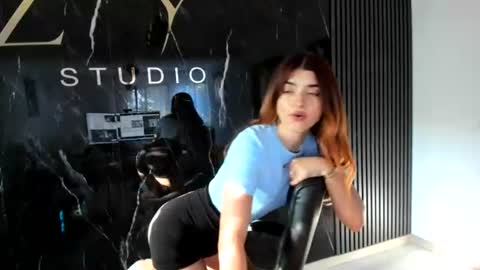 KissMyMissy  online show from 08.04.26