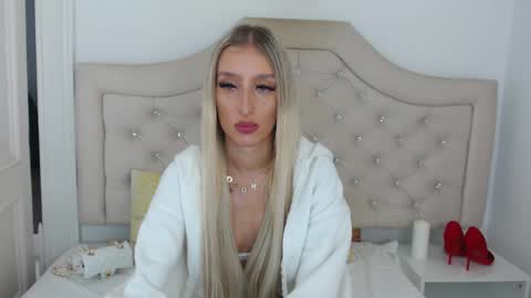 Natalie online show from 09.17.25