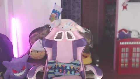 Ari Keimiwrights  online show from 11.05.25