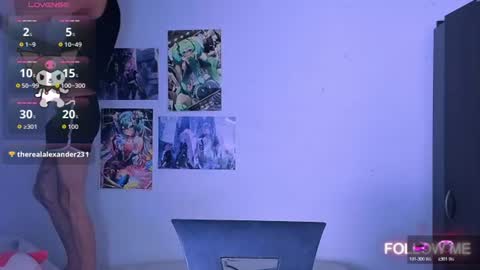 Snapshot of kitsuneplay_ chatting on 07.23.26 Salvatore online show from 07.23.26