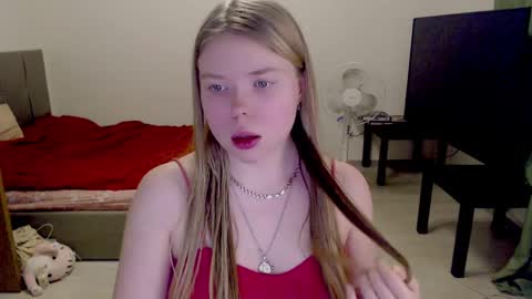Jennyblonde and Emmabrunette online show from 02.04.25