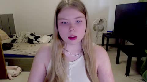 Jennyblonde and Emmabrunette online show from 09.22.25