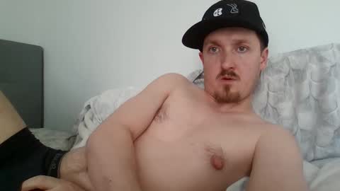 Snapshot of kittenfoxxx chatting on 03.04.25 kittenfoxxx online show from 03.04.25