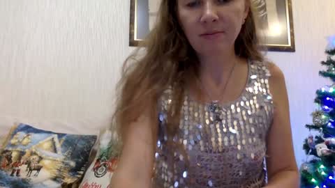 Snapshot of kittenger chatting on 12.24.24 Viki online show from 12.24.24