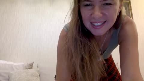 Snapshot of kittenger chatting on 02.26.25 Viki online show from 02.26.25