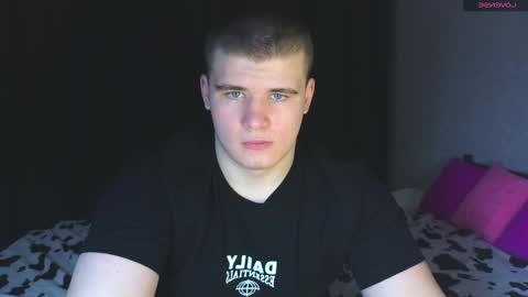 Snapshot of kittenmur chatting on 02.25.25 Vlad online show from 02.25.25