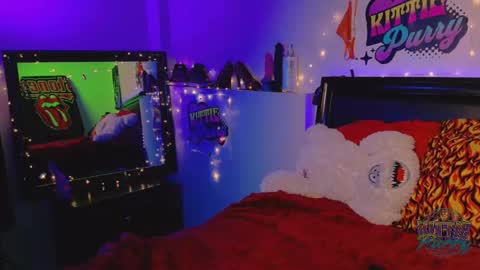 Kittie Purry online show from 02.18.25