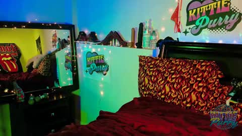 Kittie Purry online show from 03.07.25