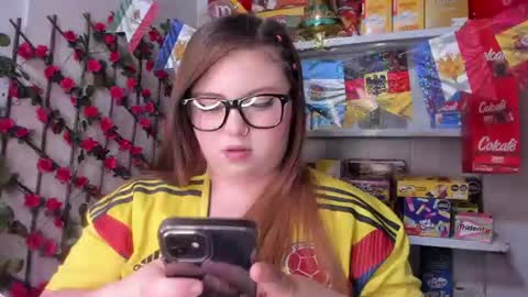 Snapshot of kitty__pinnk chatting on 06.23.26 KAROL online show from 06.23.26