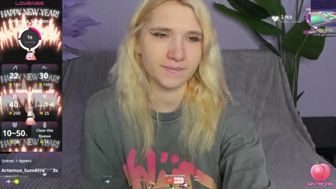 Snapshot of kitty_blondy chatting on 04.13.26 kitty blondy online show from 04.13.26