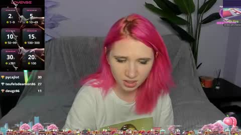 Snapshot of kitty_blondy chatting on 04.16.26 kitty blondy online show from 04.16.26