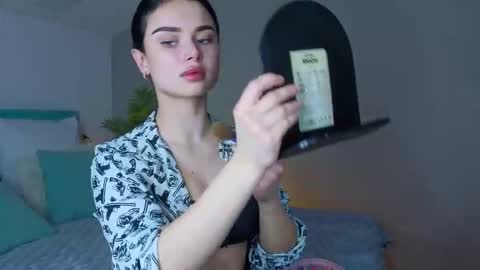 Snapshot of kitty_cut1ee_ chatting on 02.24.26 kitty_cut1ee_ online show from 02.24.26