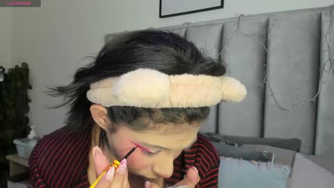 Snapshot of kitty_gang chatting on 01.23.25 Camila online show from 01.23.25