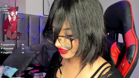 Snapshot of kitty_gang chatting on 01.29.25 Camila online show from 01.29.25