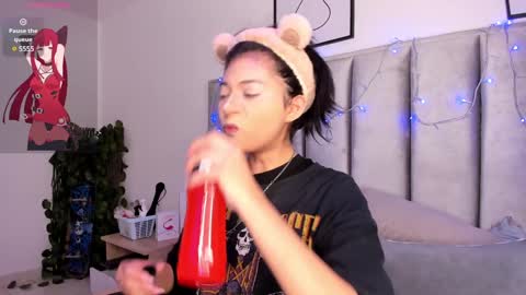 Snapshot of kitty_gang chatting on 01.30.25 Camila online show from 01.30.25