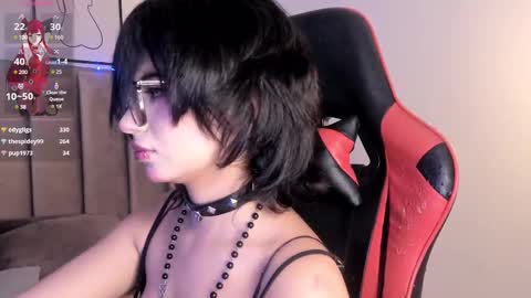 Snapshot of kitty_gang chatting on 02.28.25 Camila online show from 02.28.25