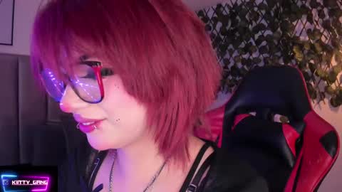 Snapshot of kitty_gang chatting on 09.20.25 Camila online show from 09.20.25