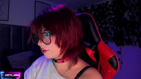 Snapshot of kitty_gang chatting on 10.15.25 Camila online show from 10.15.25