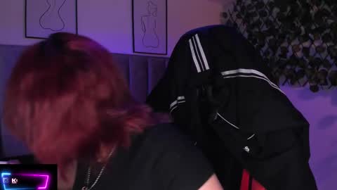 Snapshot of kitty_gang chatting on 11.05.25 Camila online show from 11.05.25