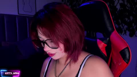 Snapshot of kitty_gang chatting on 11.13.25 Camila online show from 11.13.25